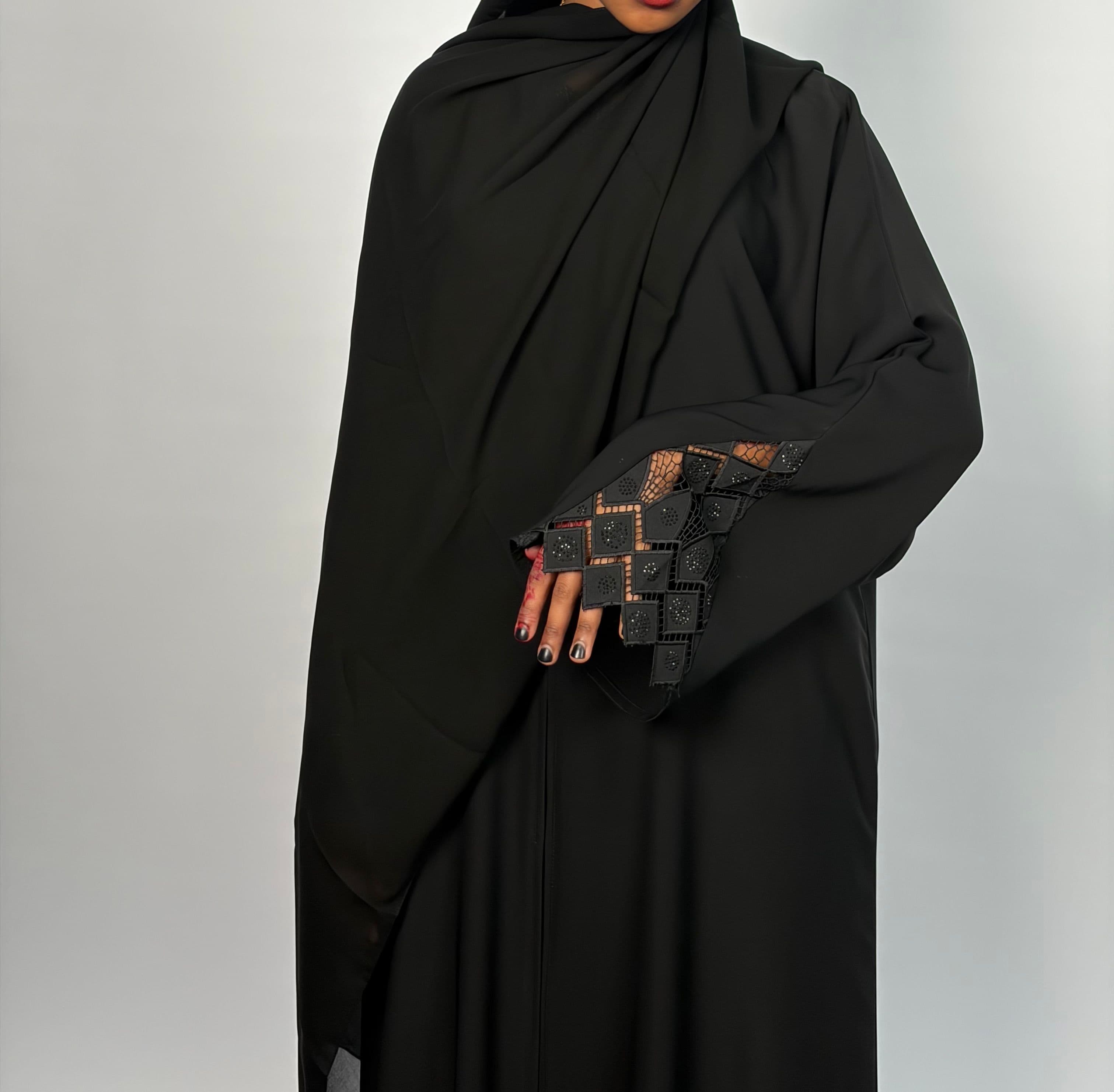 Mira abaya  - Black